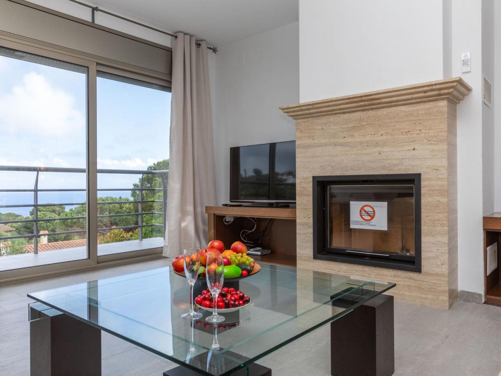 Villa Palmbeach By Interhome Лорет де Мар Екстериор снимка